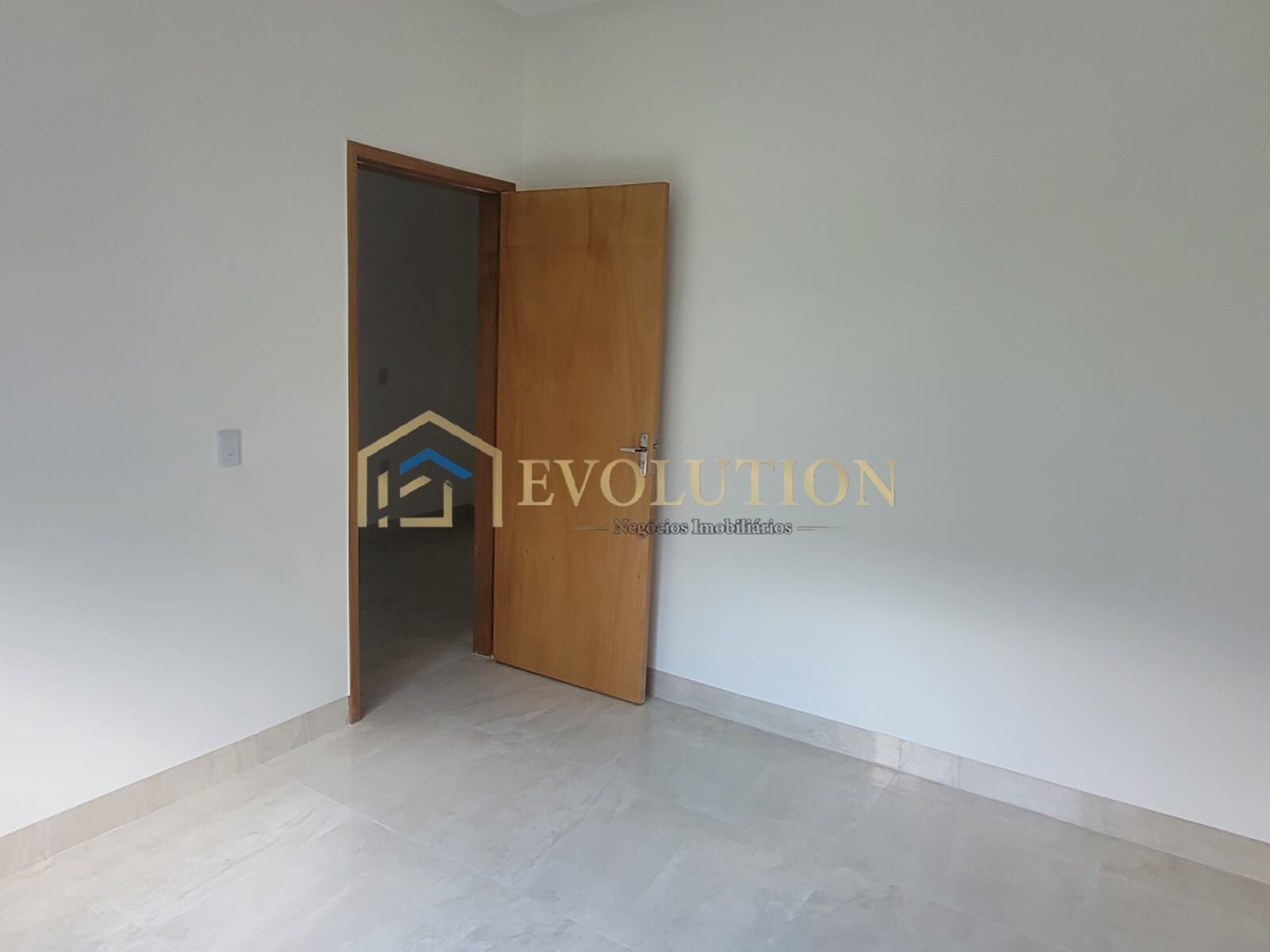 Casa à venda com 3 quartos, 110m² - Foto 18