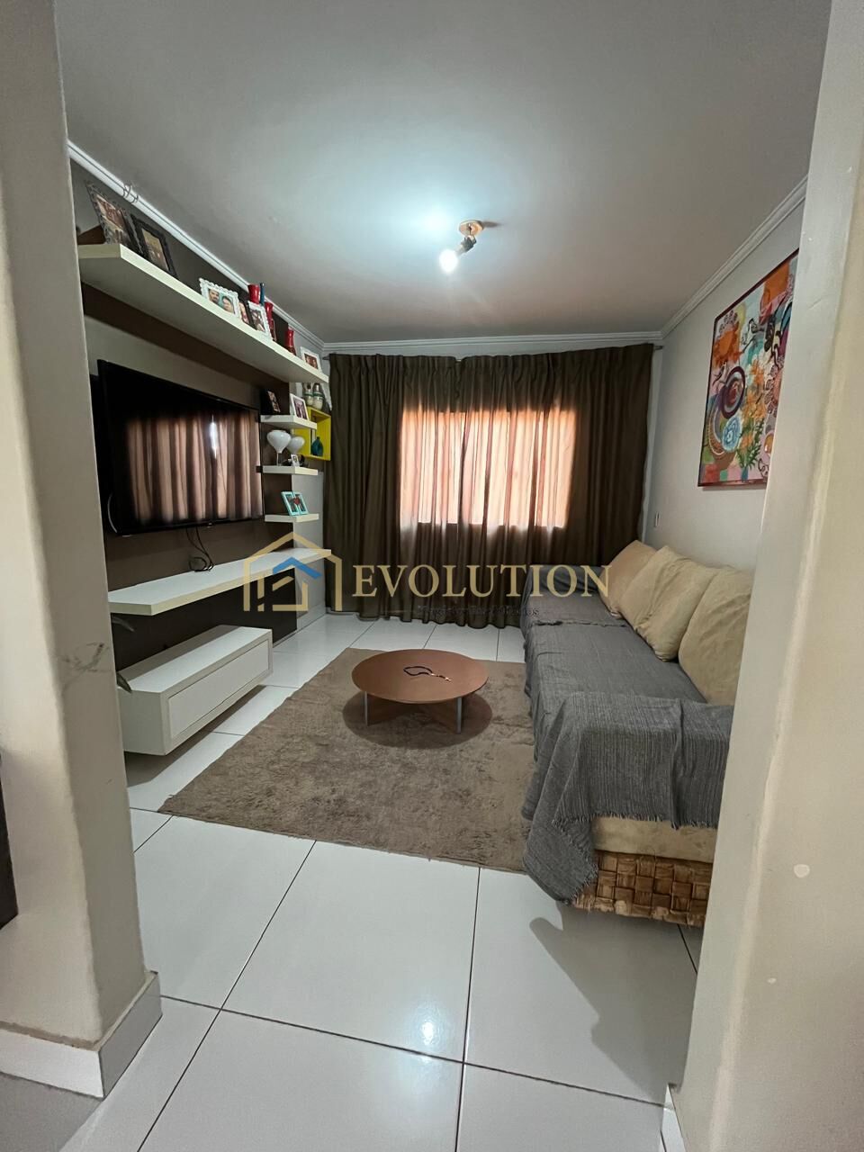 Casa à venda com 3 quartos, 256m² - Foto 4