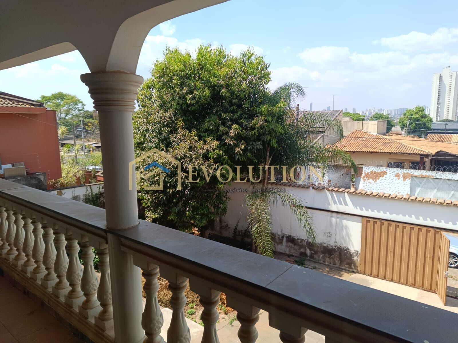 Sobrado à venda com 7 quartos, 380m² - Foto 3
