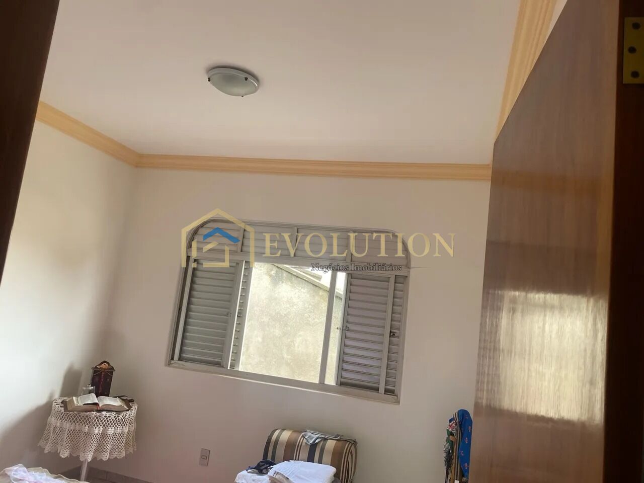 Casa à venda com 4 quartos, 314m² - Foto 14