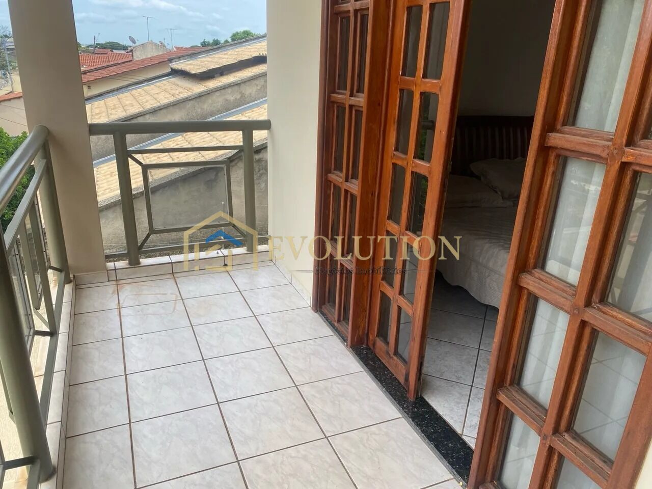 Casa à venda com 4 quartos, 314m² - Foto 16