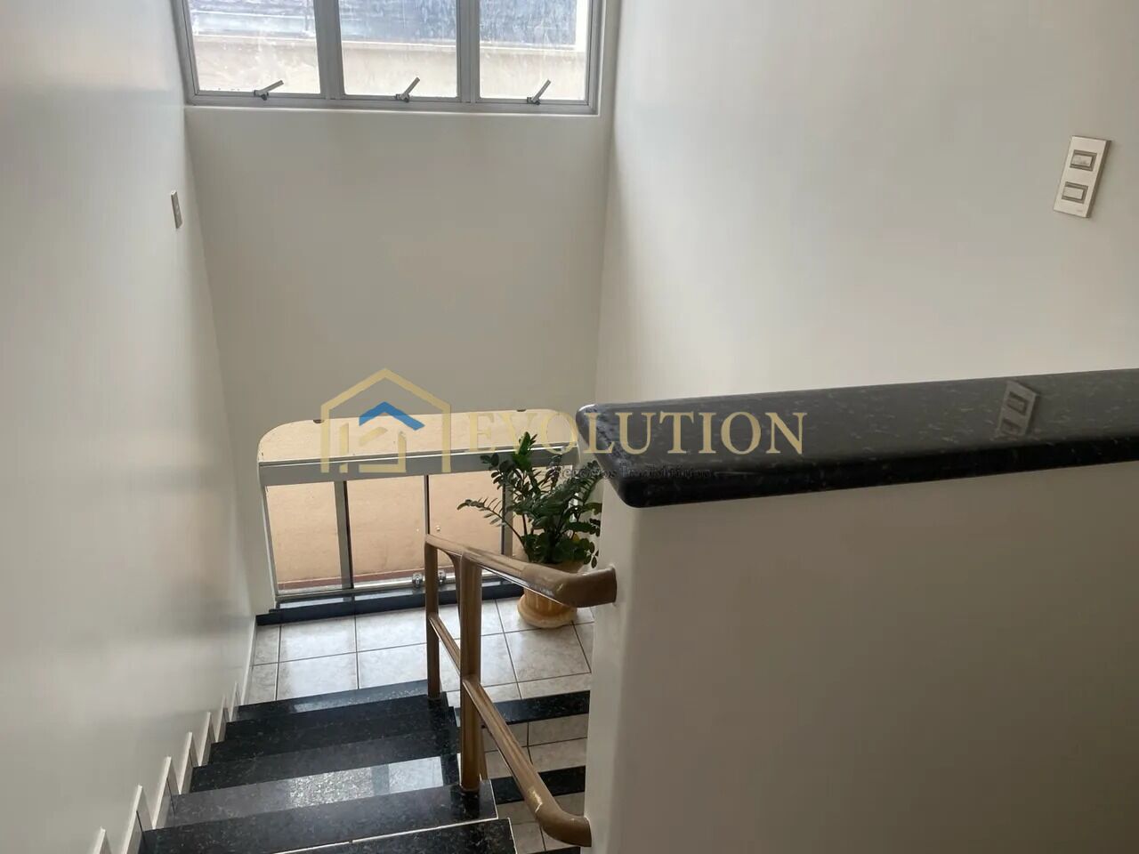 Casa à venda com 4 quartos, 314m² - Foto 18