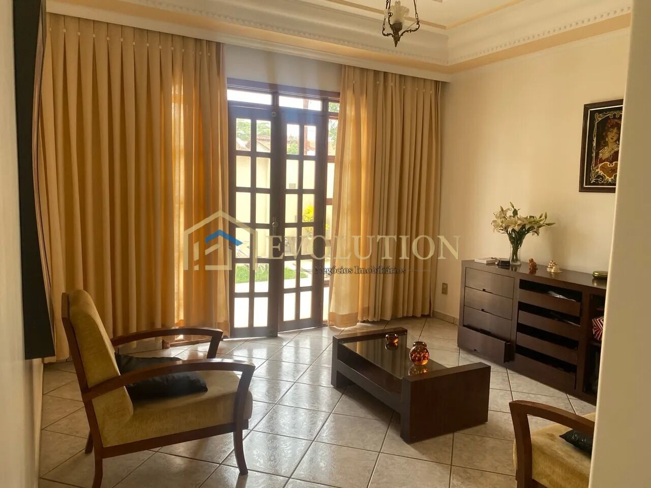 Casa à venda com 4 quartos, 314m² - Foto 9