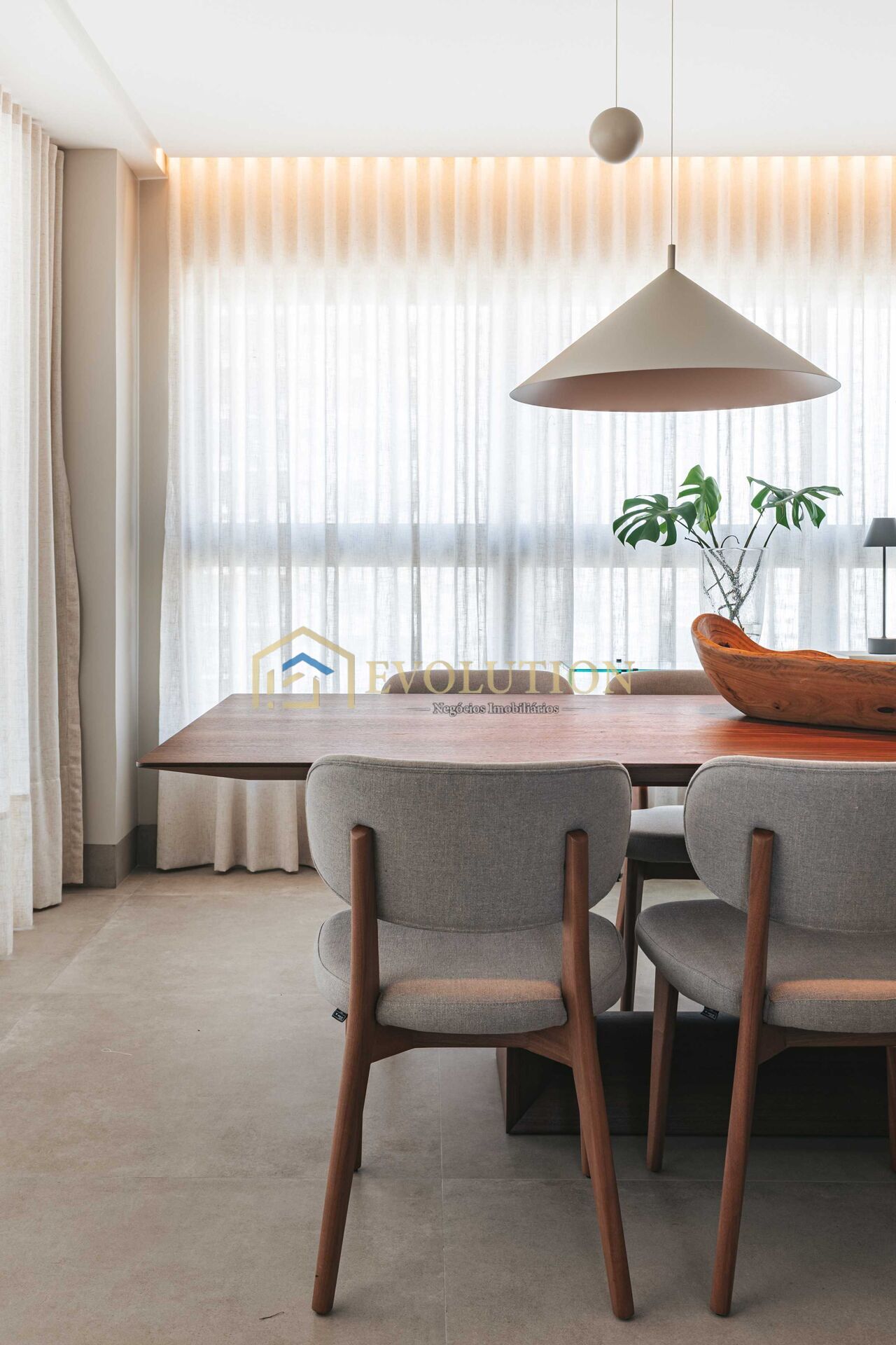 Apartamento à venda com 4 quartos, 240m² - Foto 6