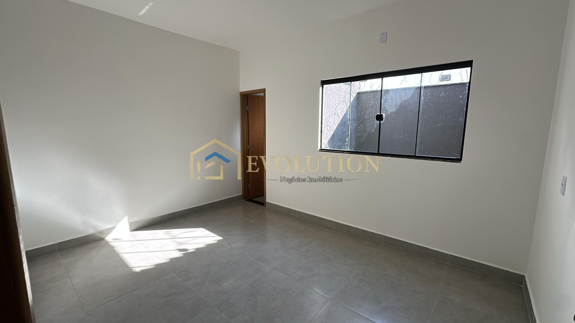 Casa à venda com 2 quartos, 69m² - Foto 6