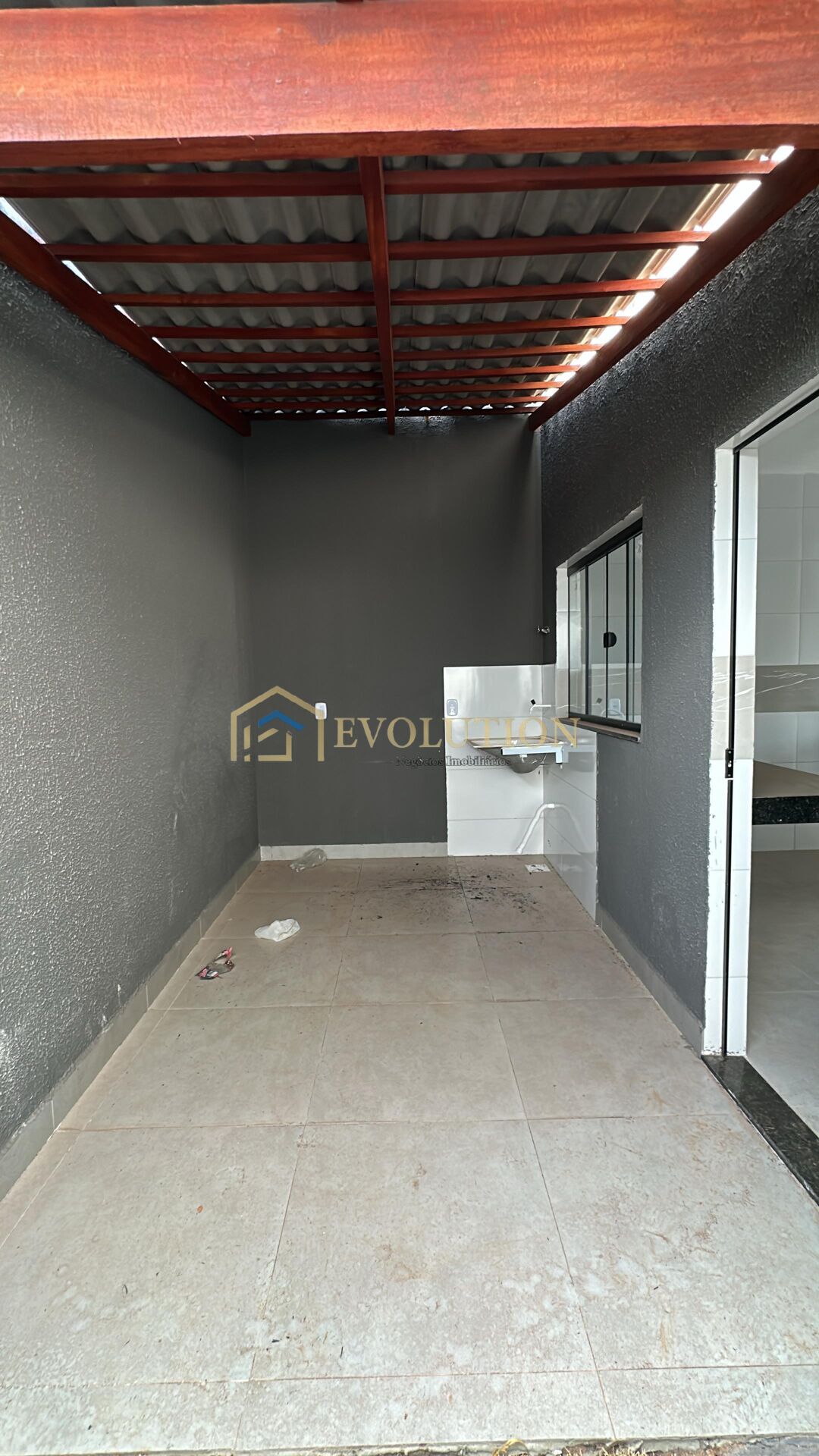 Casa à venda com 2 quartos, 69m² - Foto 10
