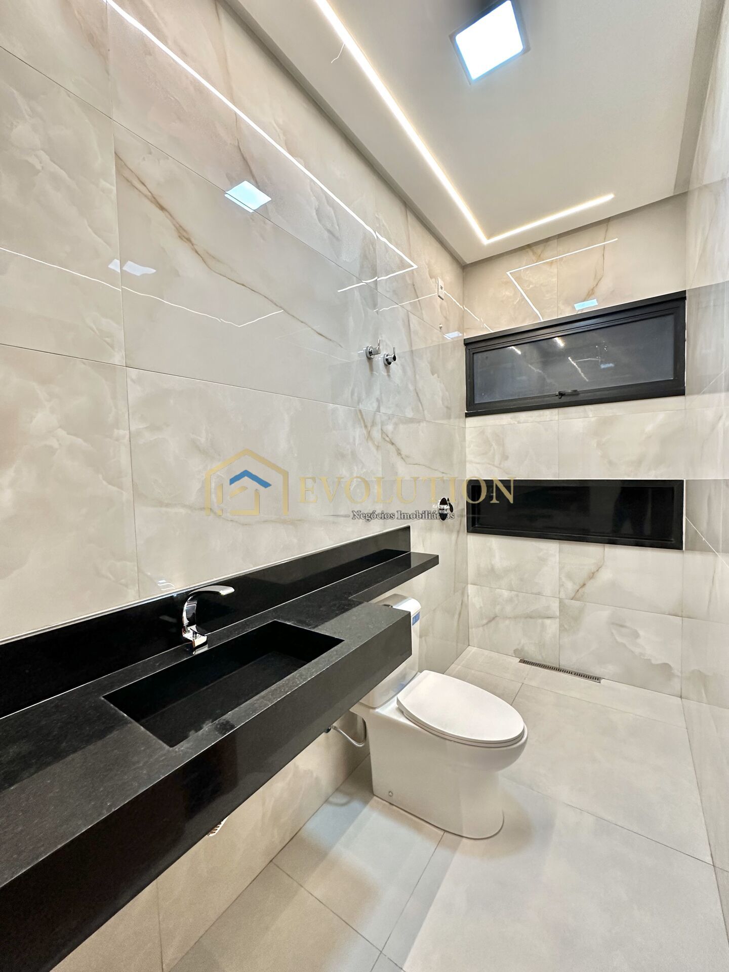 Casa à venda com 3 quartos, 175m² - Foto 9