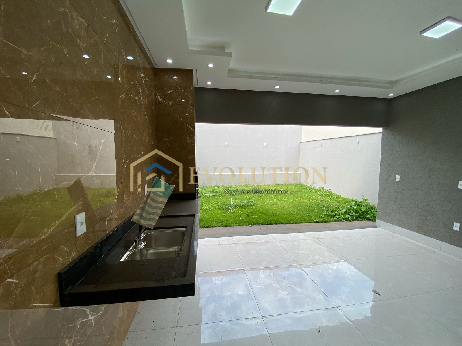 Casa à venda com 3 quartos, 170m² - Foto 17