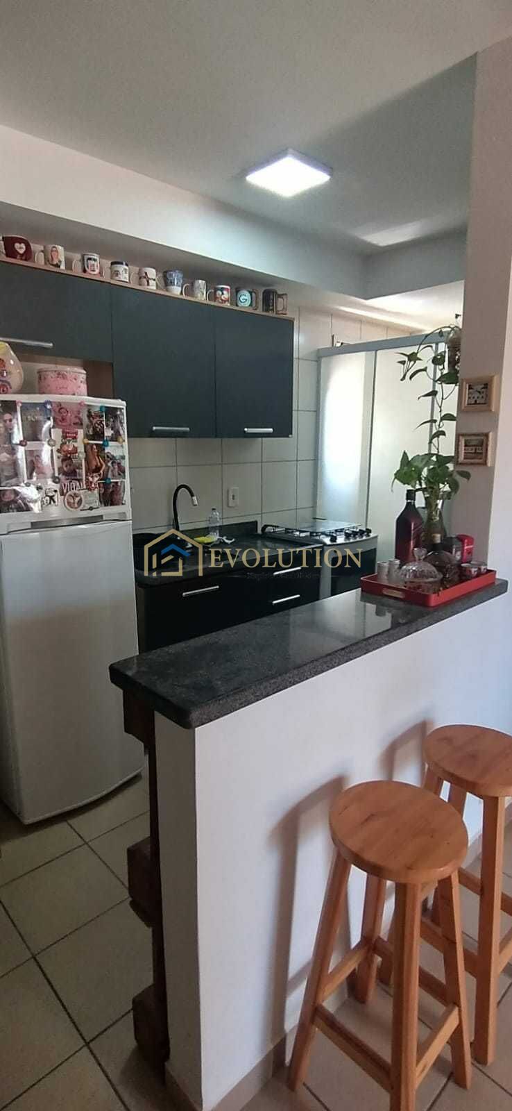 Apartamento à venda com 2 quartos, 66m² - Foto 3