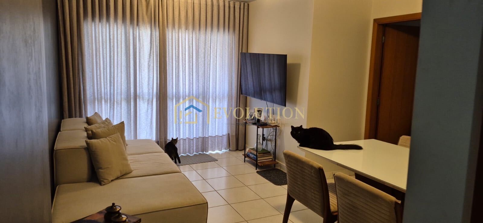 Apartamento, 3 quartos, 100 m² - Foto 1