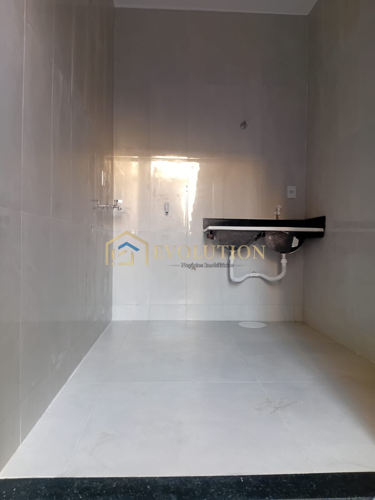 Casa à venda com 3 quartos, 106m² - Foto 12