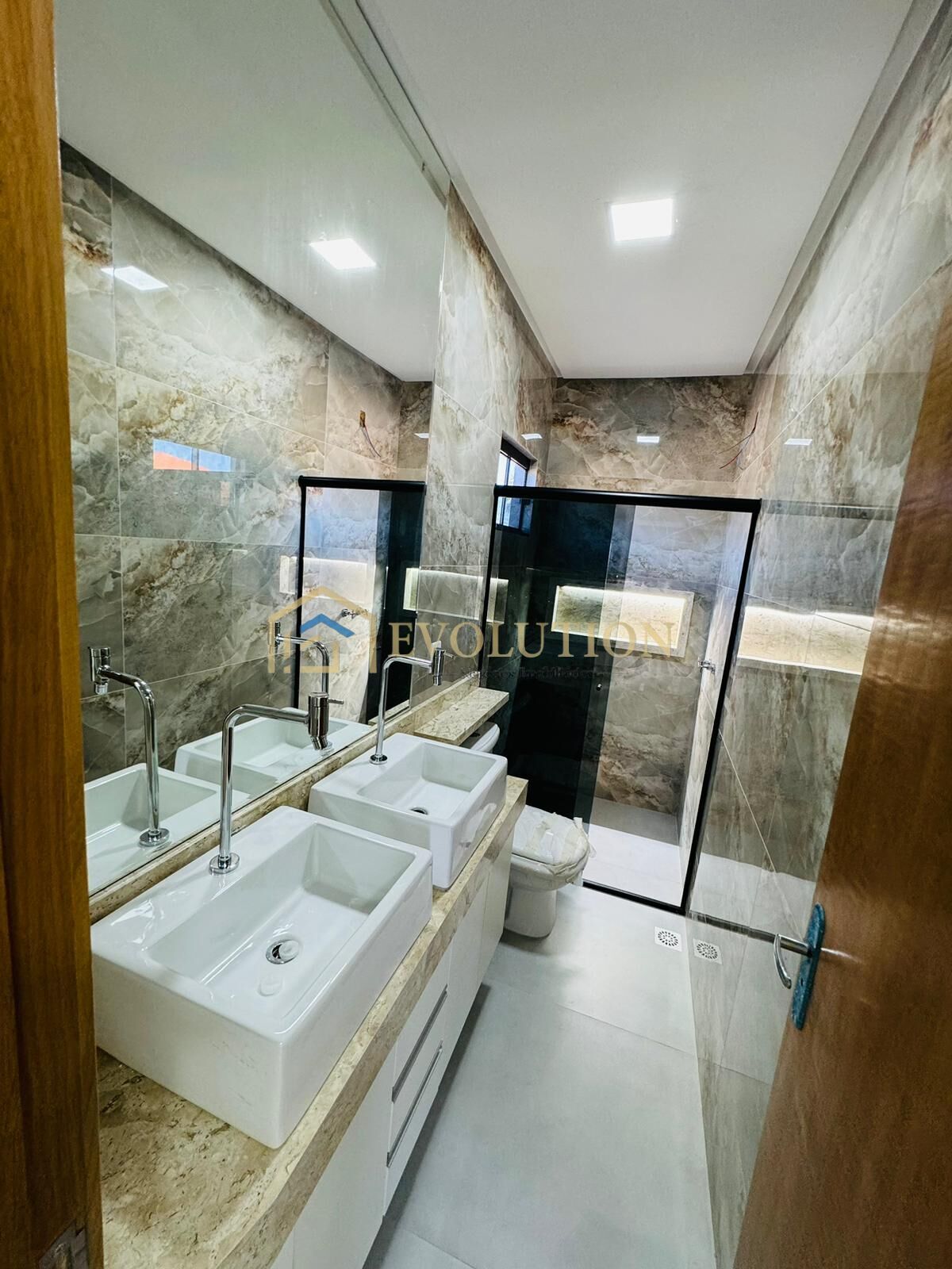 Sobrado à venda com 3 quartos, 212m² - Foto 13