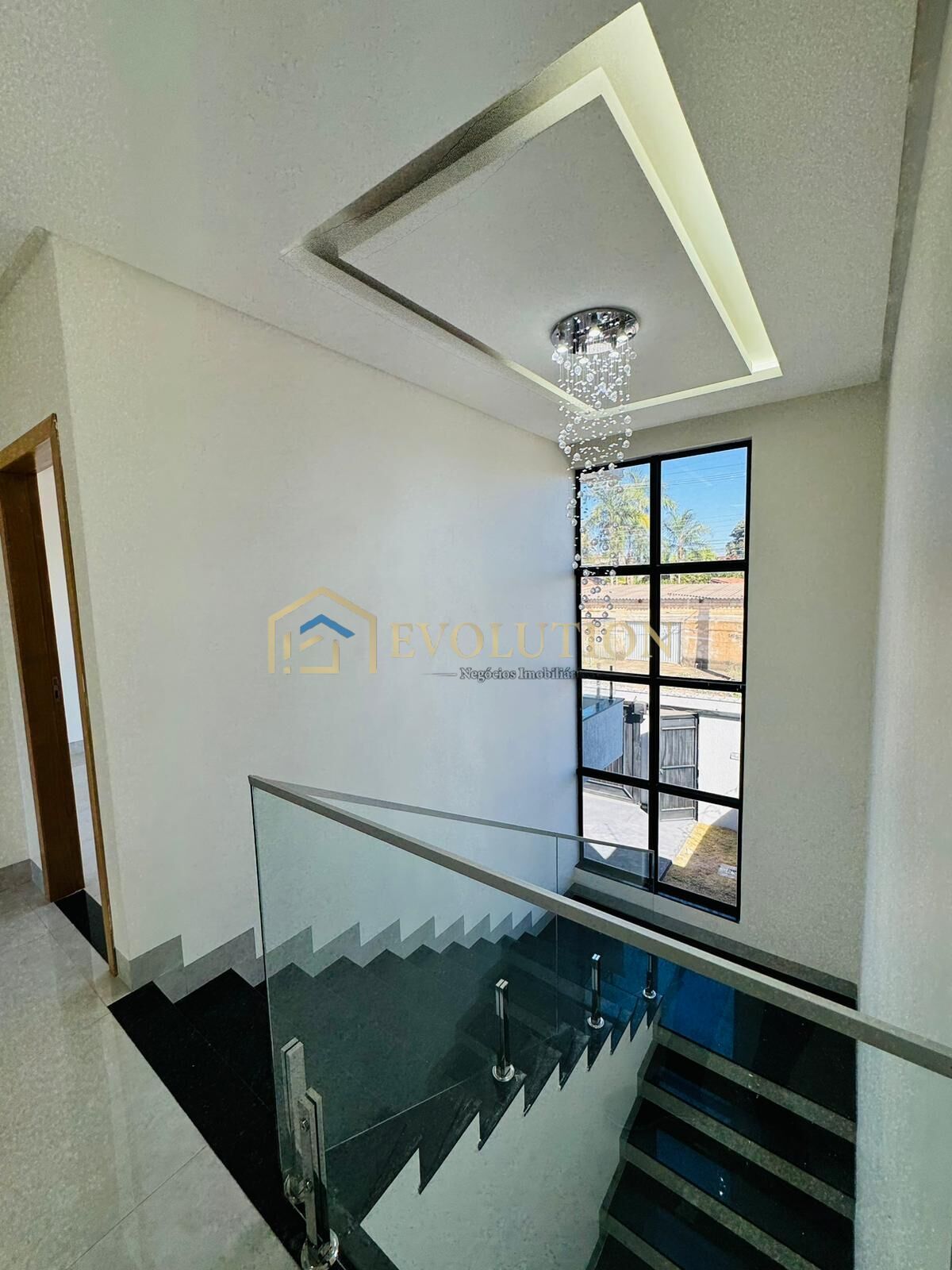 Sobrado à venda com 3 quartos, 212m² - Foto 4