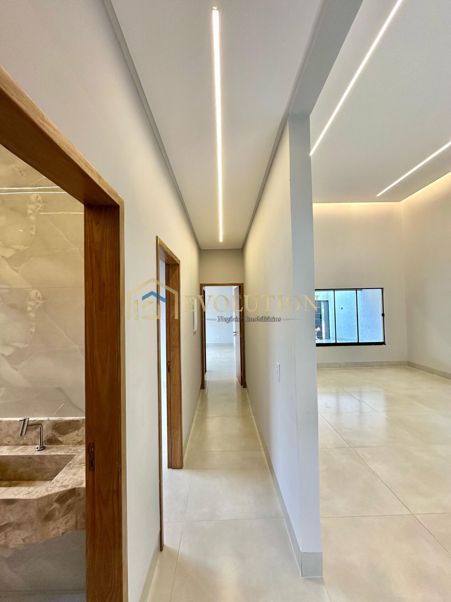 Casa à venda com 3 quartos, 124m² - Foto 15
