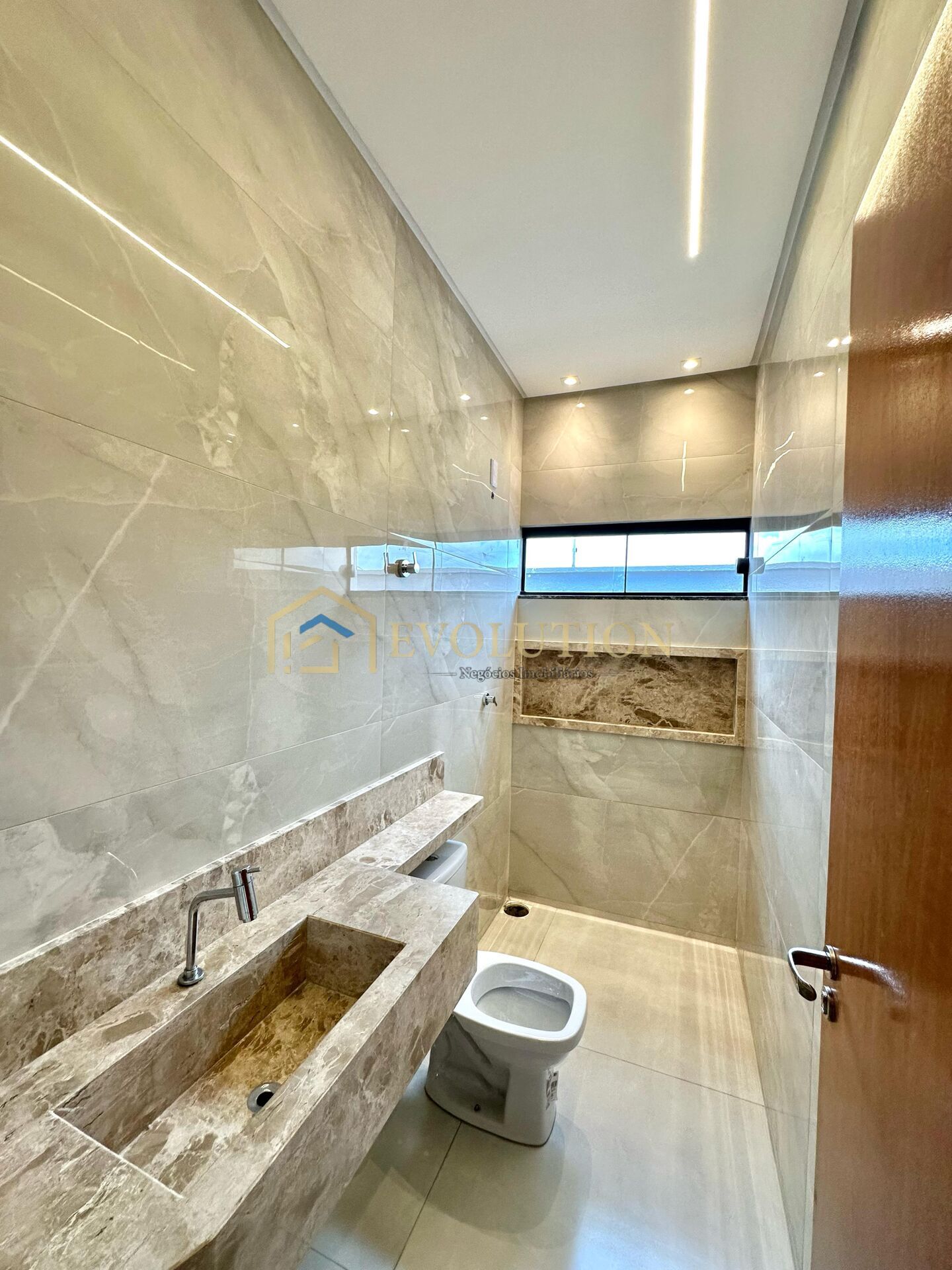 Casa à venda com 3 quartos, 124m² - Foto 13