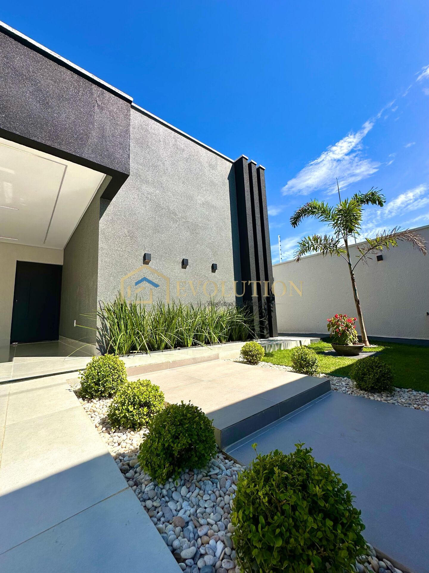 Casa à venda com 3 quartos, 124m² - Foto 4