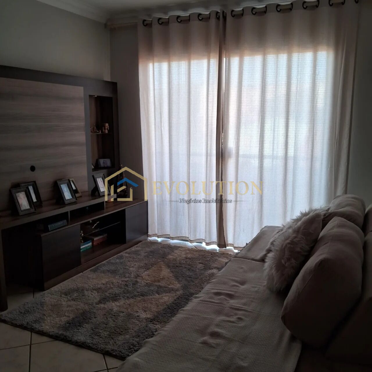 Casa à venda com 3 quartos, 300m² - Foto 7