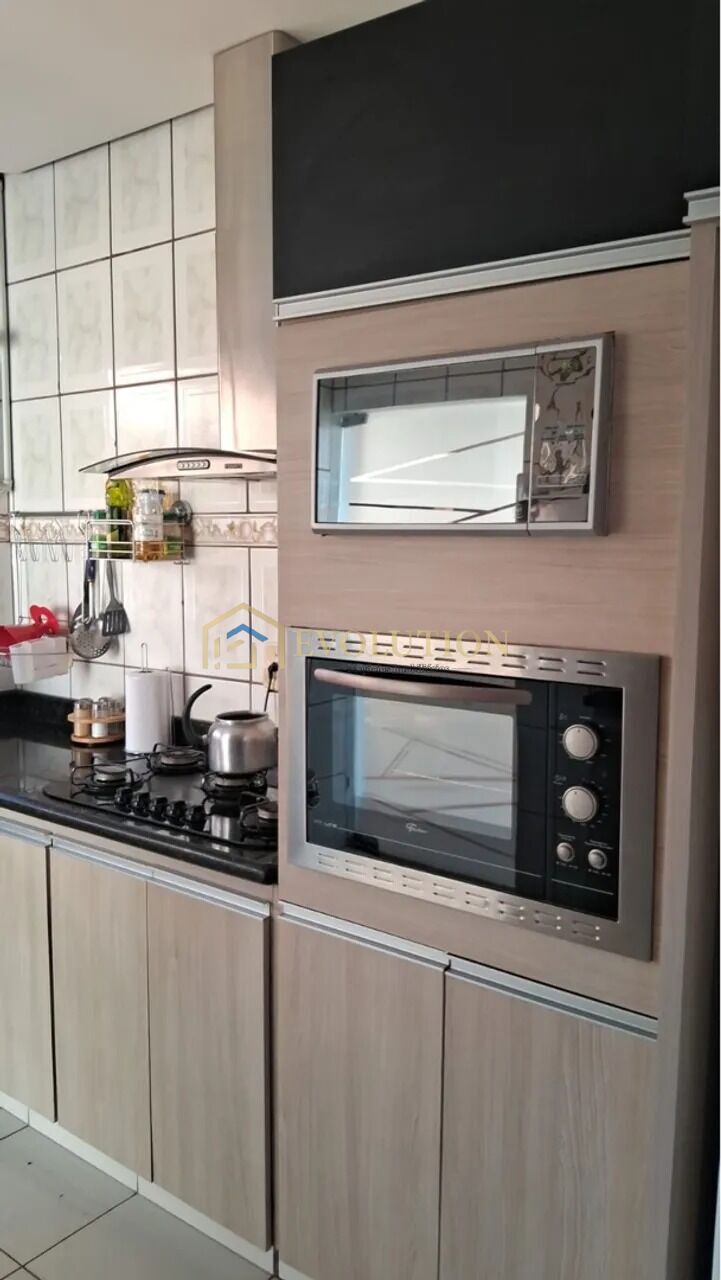 Casa à venda com 3 quartos, 300m² - Foto 3