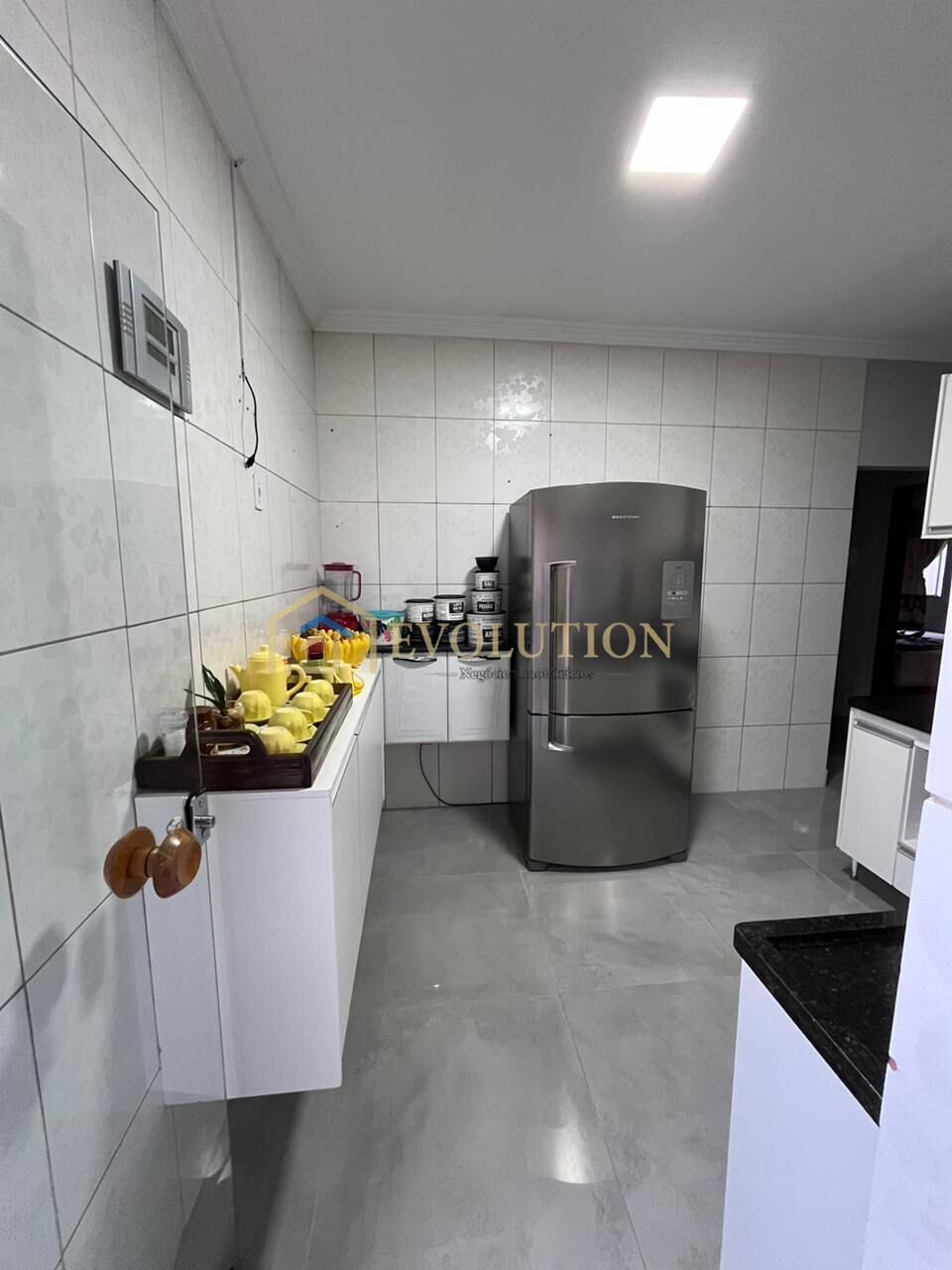 Casa à venda com 2 quartos, 180m² - Foto 5