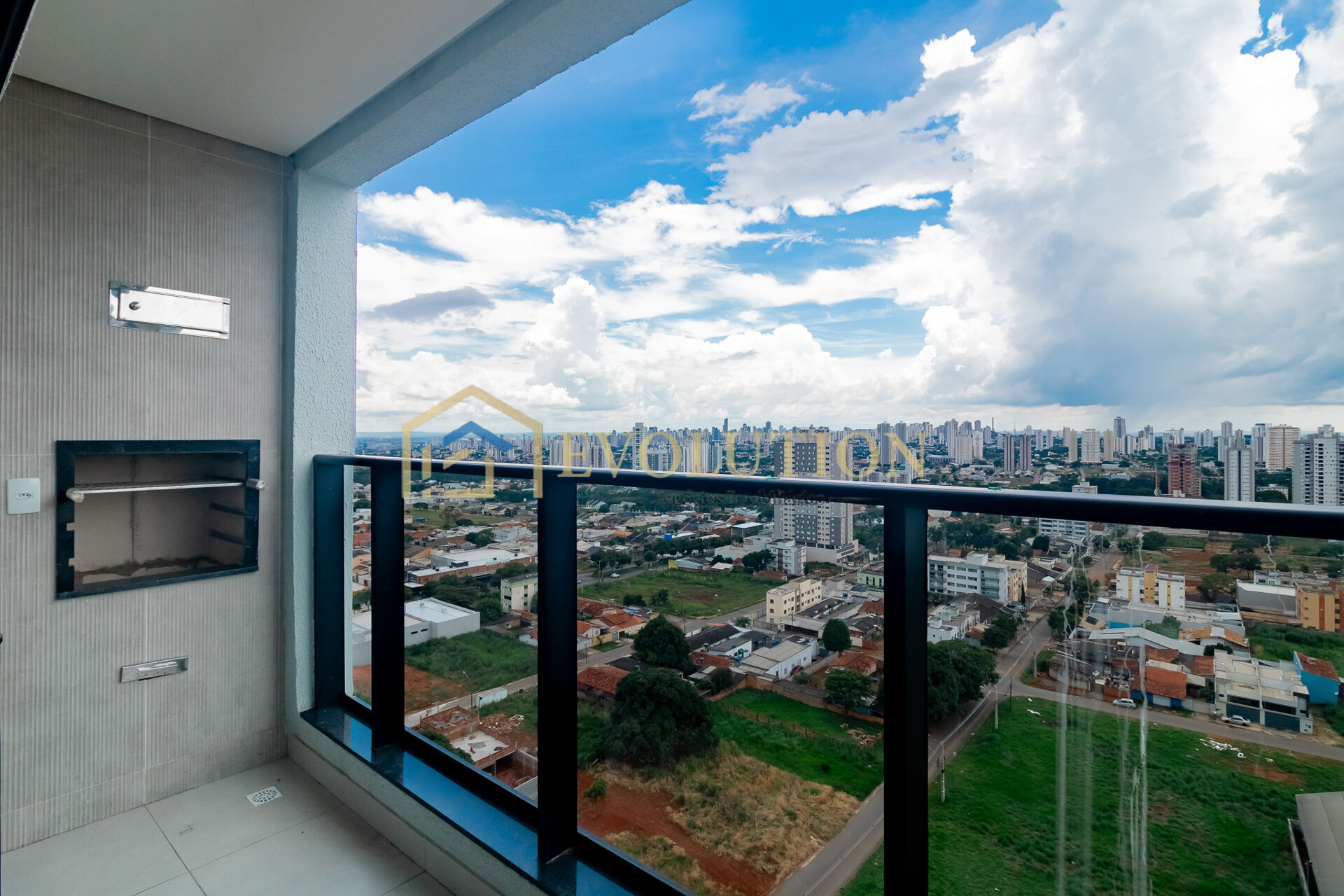 Apartamento à venda com 3 quartos, 73m² - Foto 1