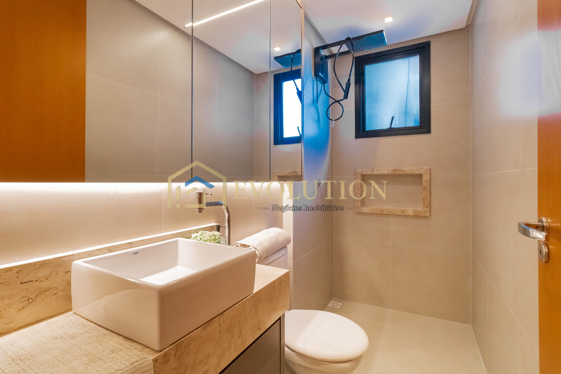 Apartamento à venda com 3 quartos, 73m² - Foto 11