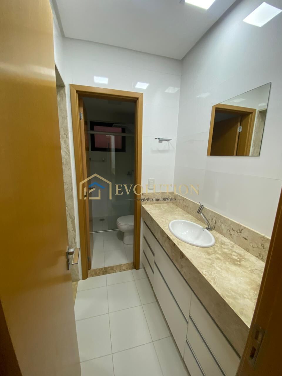 Apartamento para alugar com 3 quartos, 97m² - Foto 16