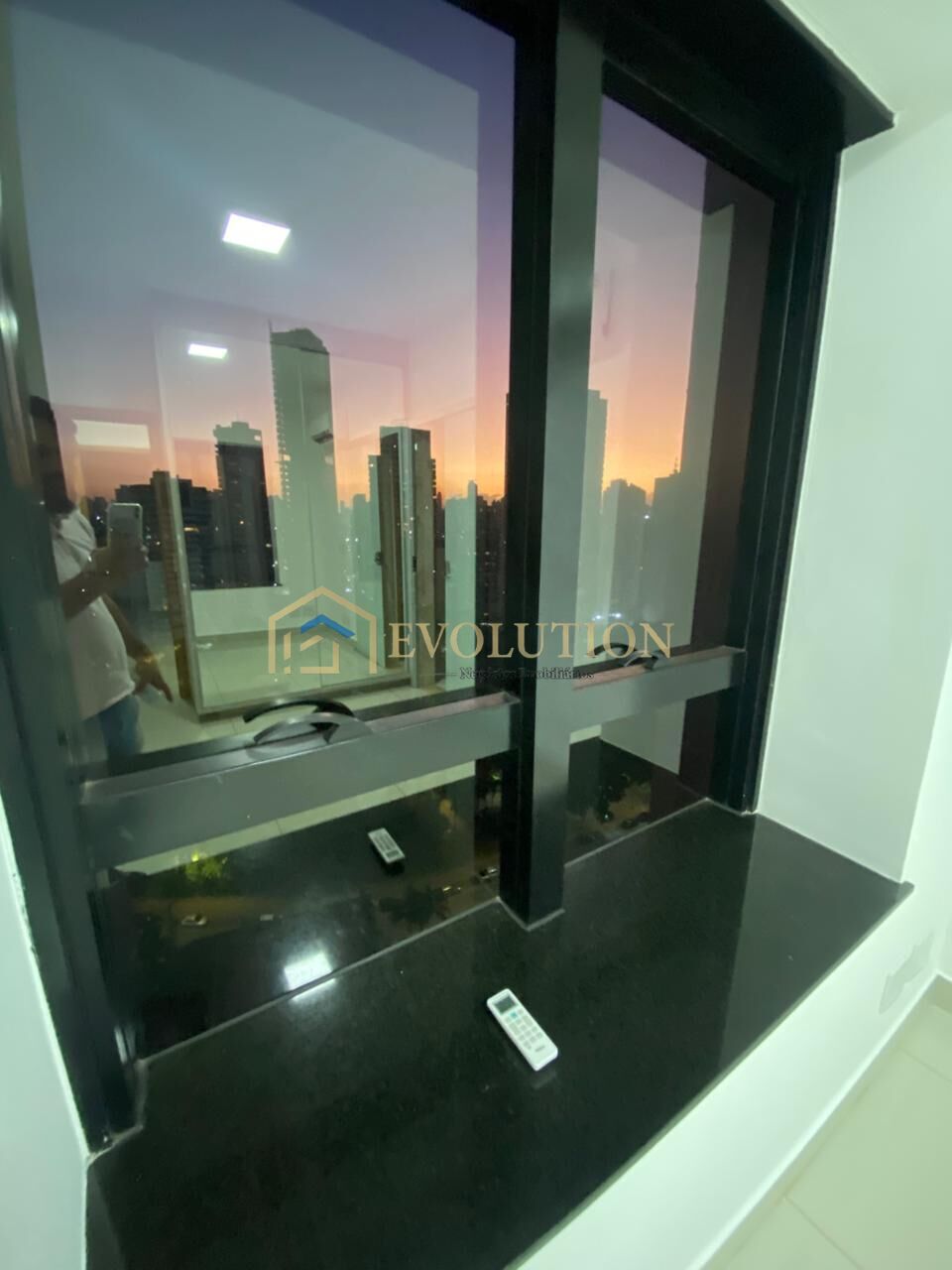 Apartamento para alugar com 3 quartos, 97m² - Foto 11