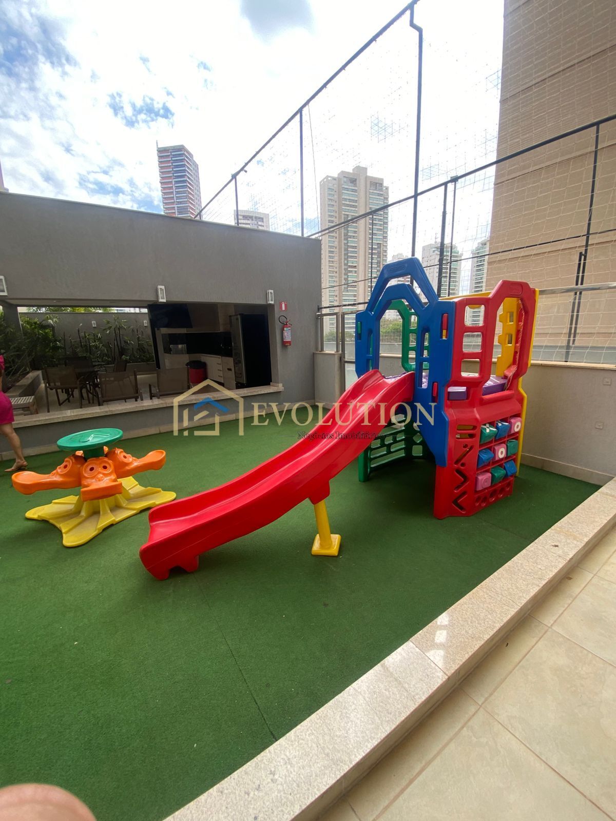 Apartamento para alugar com 3 quartos, 97m² - Foto 32