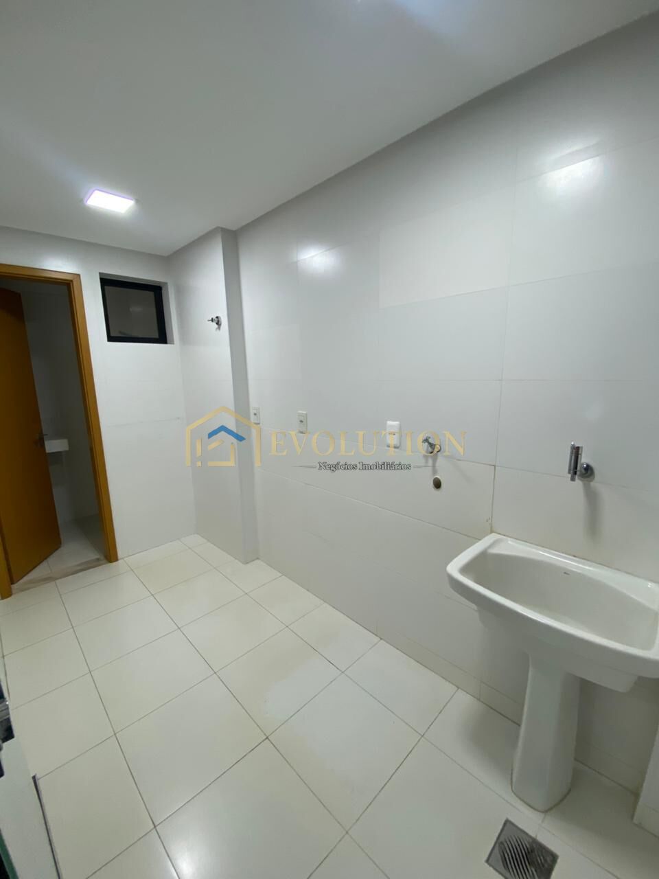 Apartamento para alugar com 3 quartos, 97m² - Foto 6