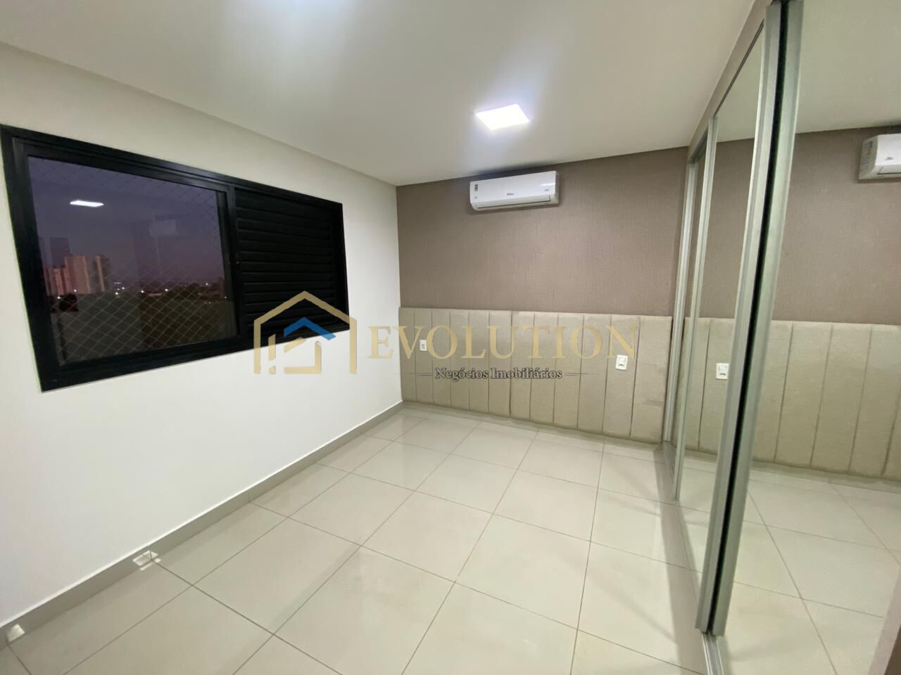 Apartamento para alugar com 3 quartos, 97m² - Foto 21