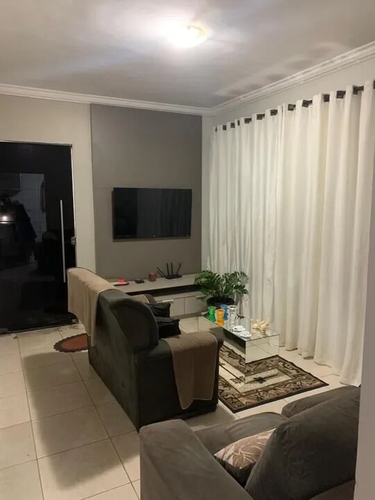 Casa à venda com 2 quartos, 65m² - Foto 2
