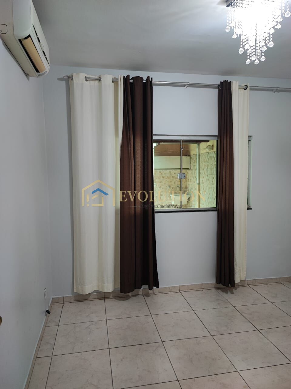 Casa à venda com 3 quartos, 130m² - Foto 4