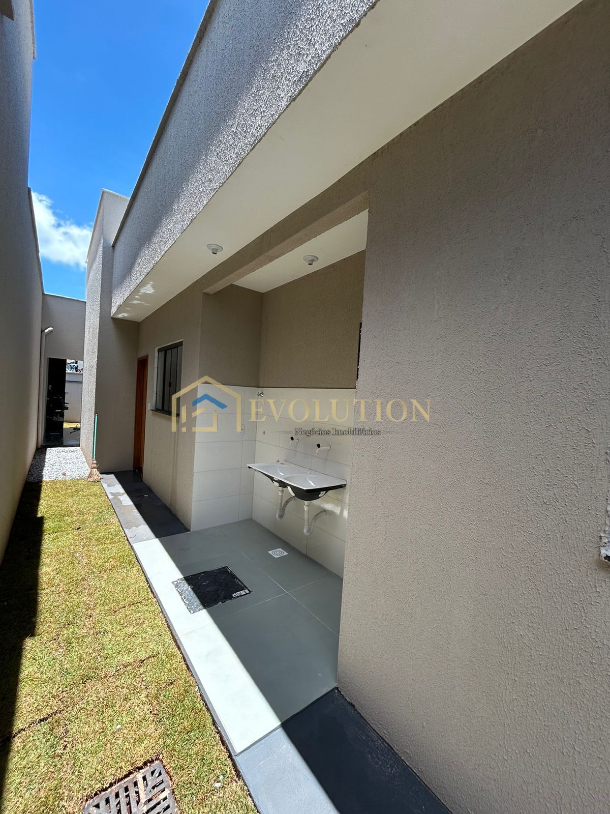 Casa, 3 quartos, 102 m² - Foto 2