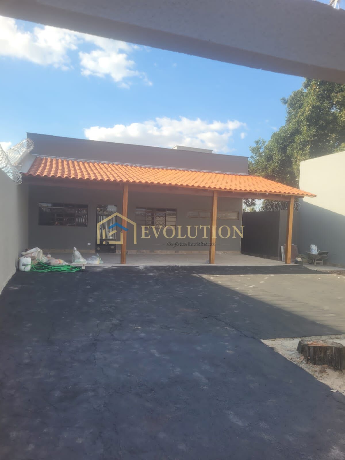 Casa, 3 quartos, 180 m² - Foto 1