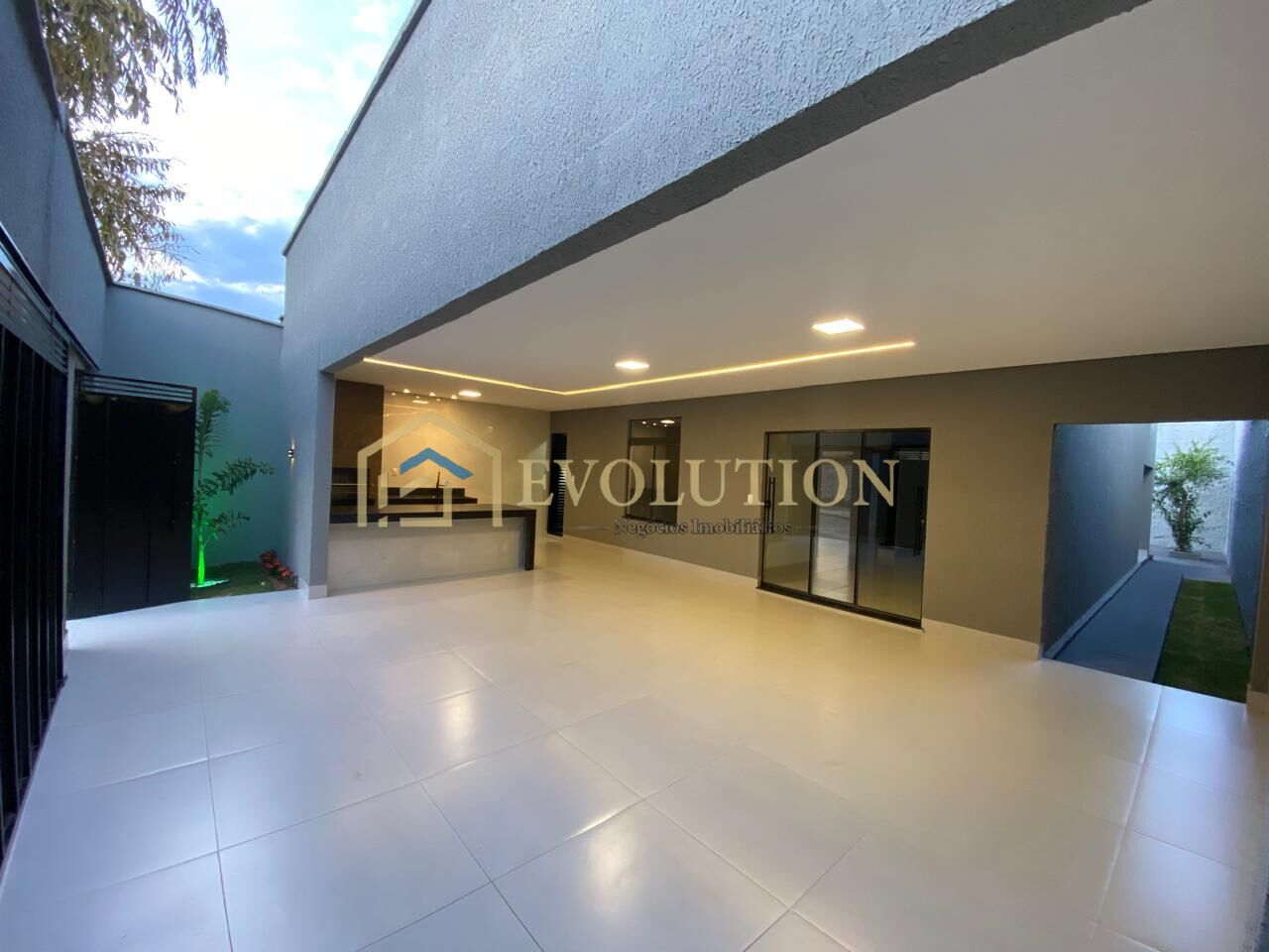 Casa, 3 quartos, 137 m² - Foto 1