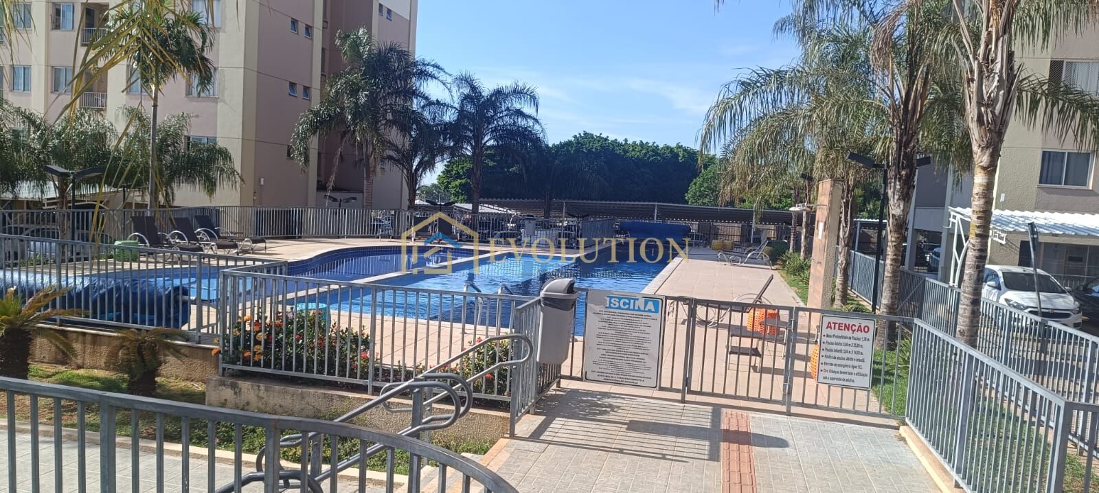 Apartamento à venda com 2 quartos, 67m² - Foto 1