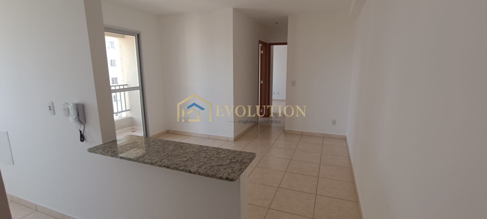 Apartamento à venda com 2 quartos, 67m² - Foto 11