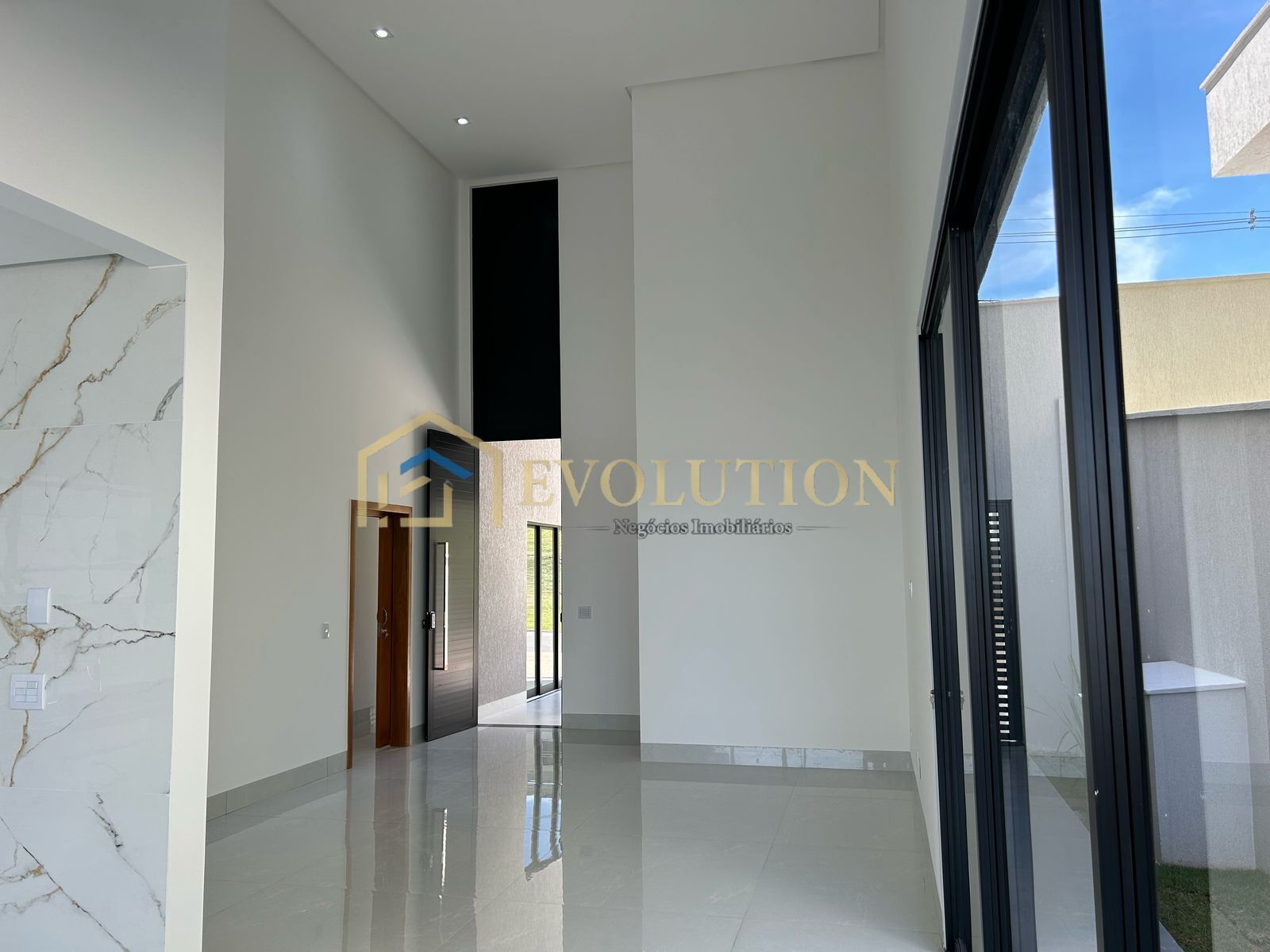 Casa à venda com 3 quartos, 202m² - Foto 10