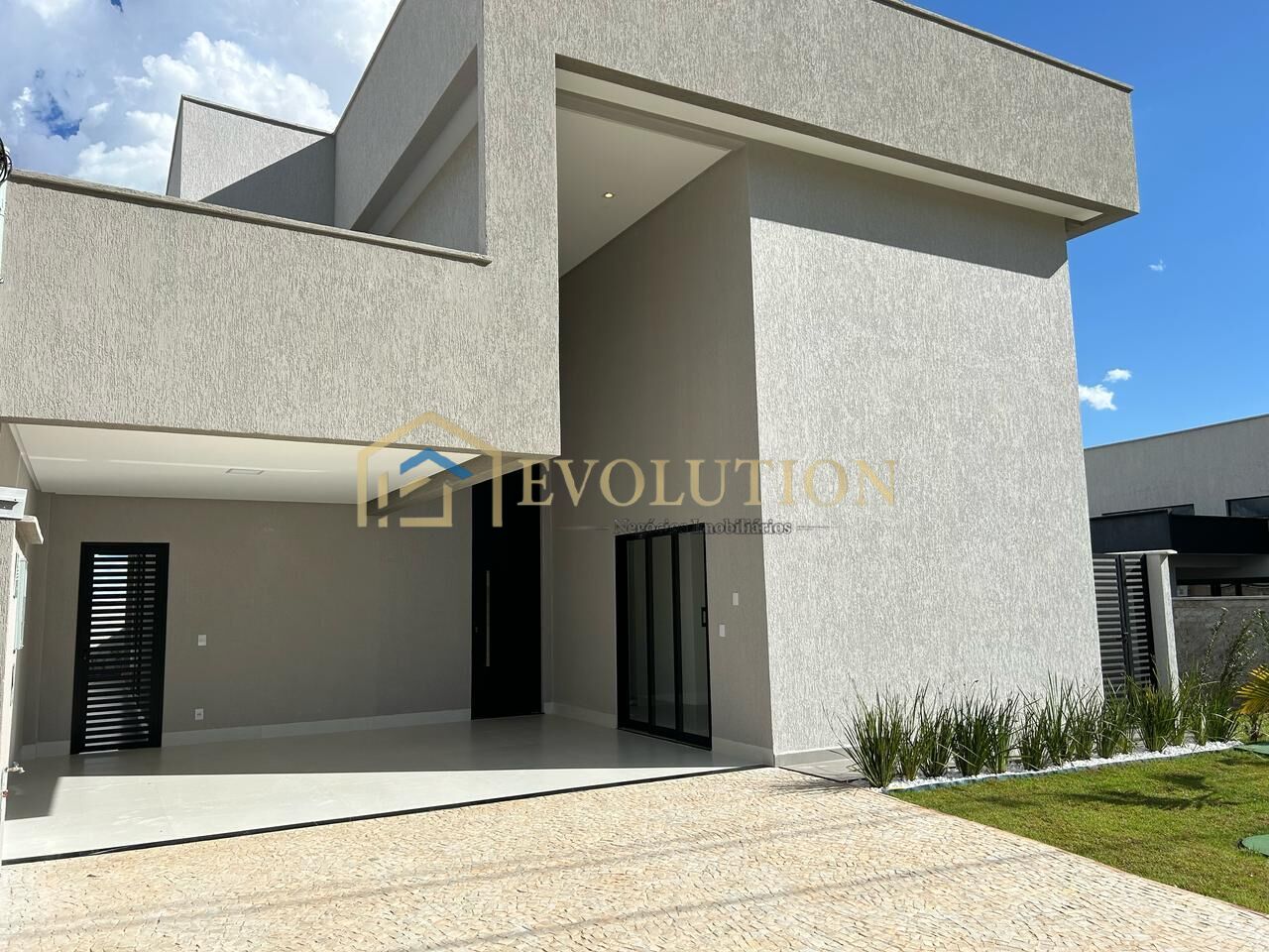 Casa à venda com 3 quartos, 202m² - Foto 7