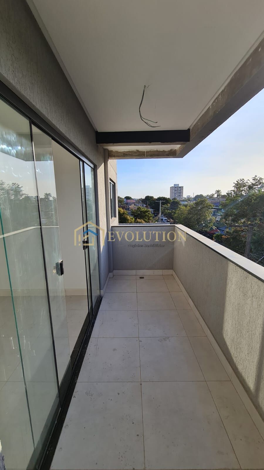 Apartamento à venda com 3 quartos, 82m² - Foto 2