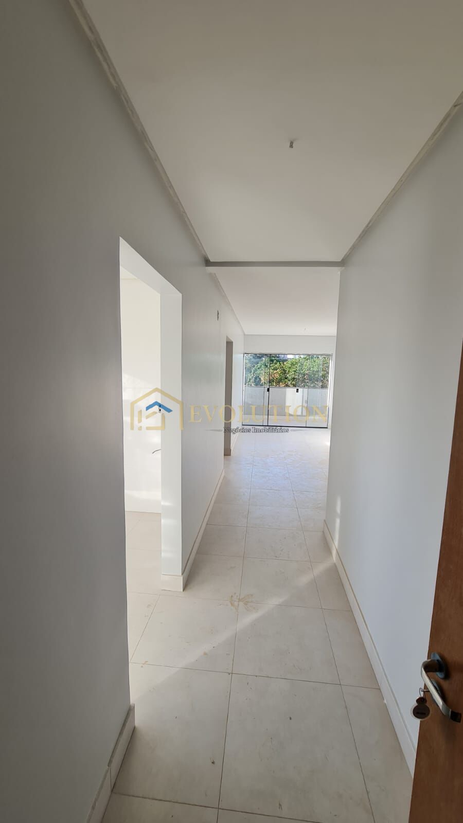 Apartamento à venda com 3 quartos, 82m² - Foto 11