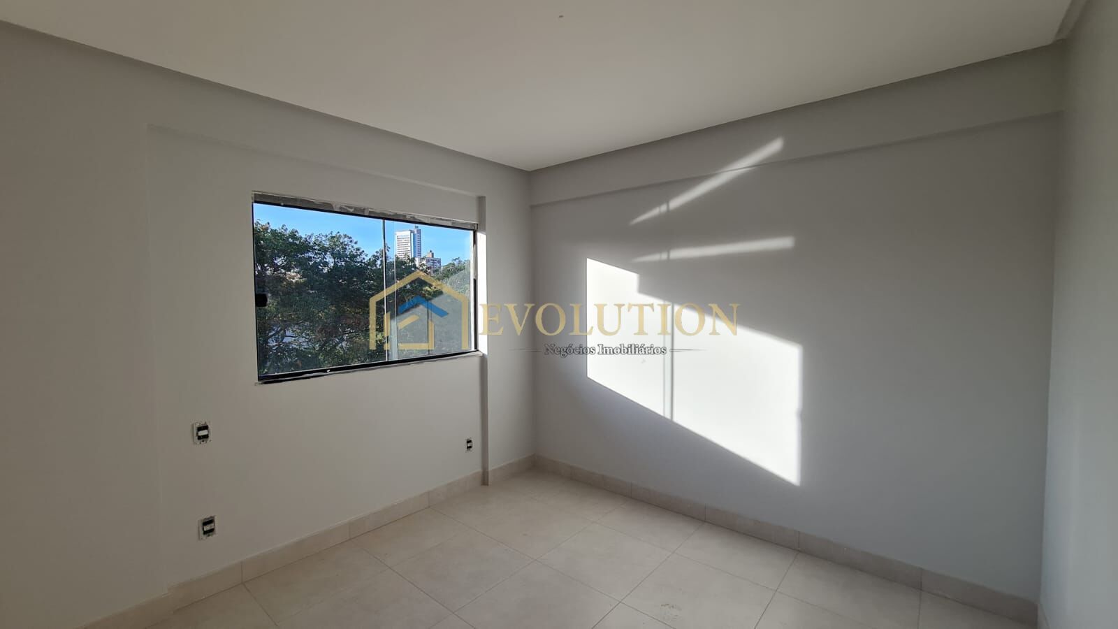 Apartamento à venda com 3 quartos, 82m² - Foto 9