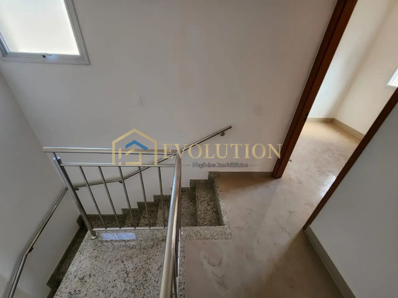 Casa de Condomínio à venda com 3 quartos, 100m² - Foto 9