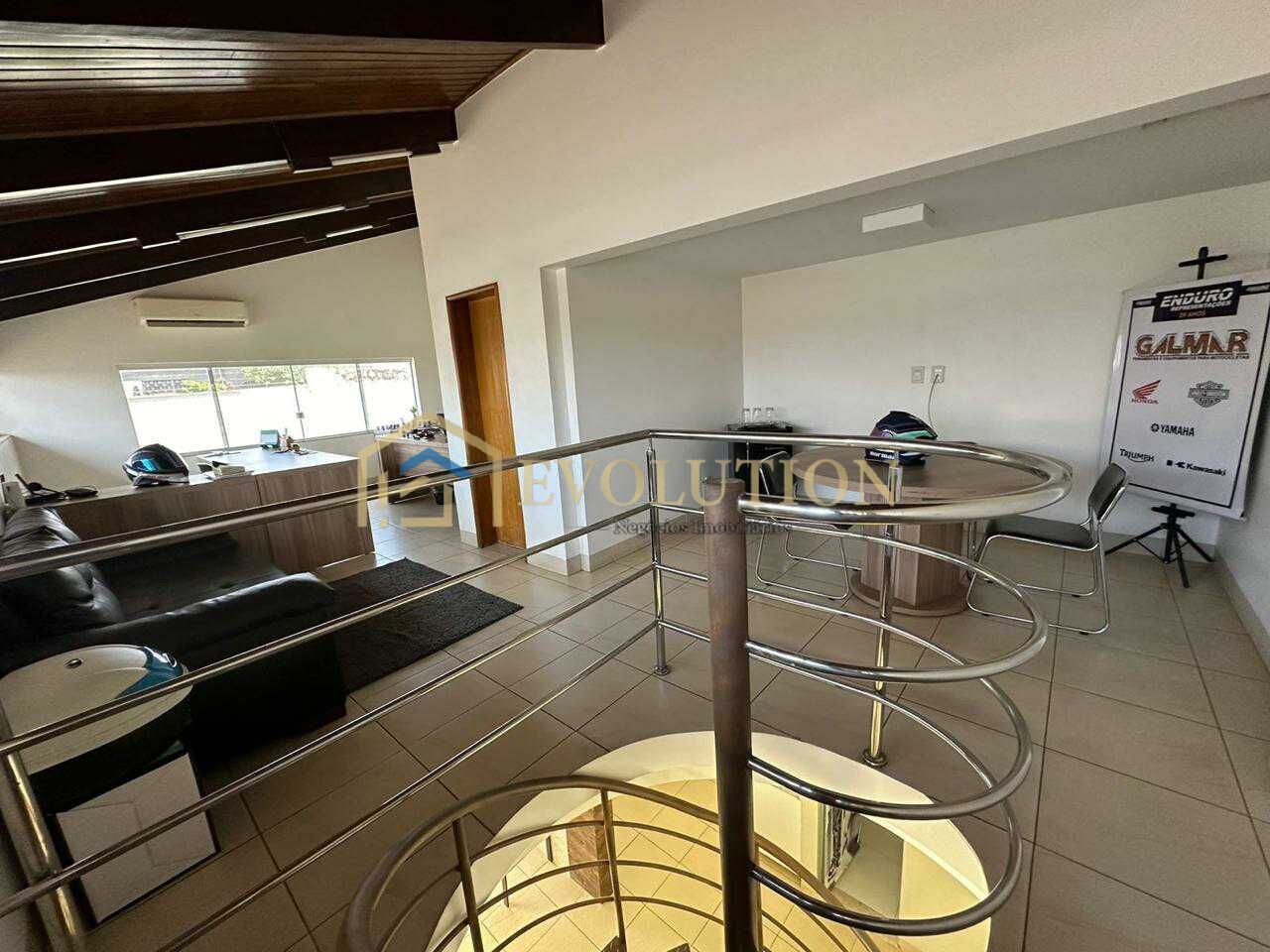 Casa à venda com 4 quartos, 380m² - Foto 7