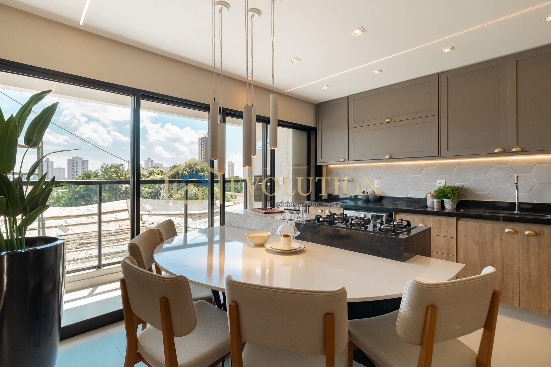 Apartamento à venda com 3 quartos, 75m² - Foto 18