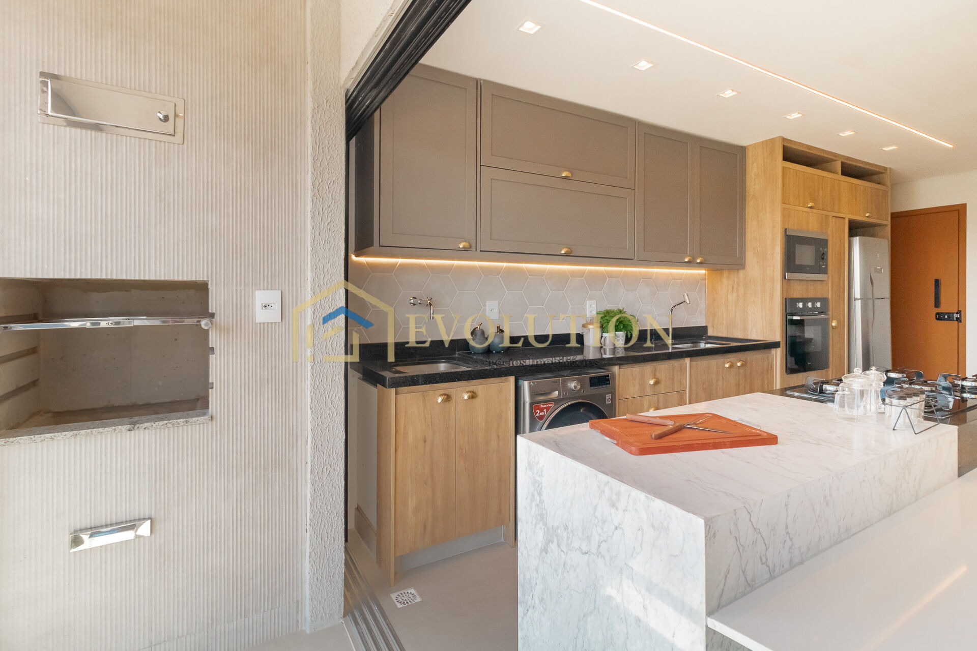 Apartamento à venda com 3 quartos, 75m² - Foto 16