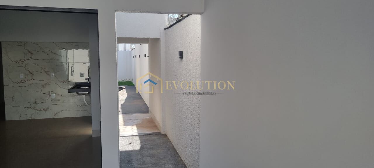 Casa à venda com 3 quartos, 95m² - Foto 17