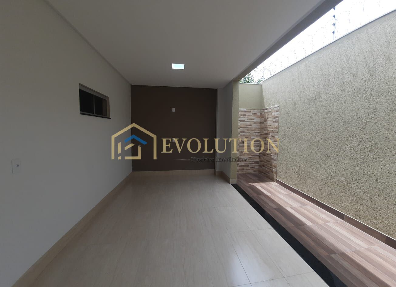 Casa à venda com 3 quartos, 132m² - Foto 3