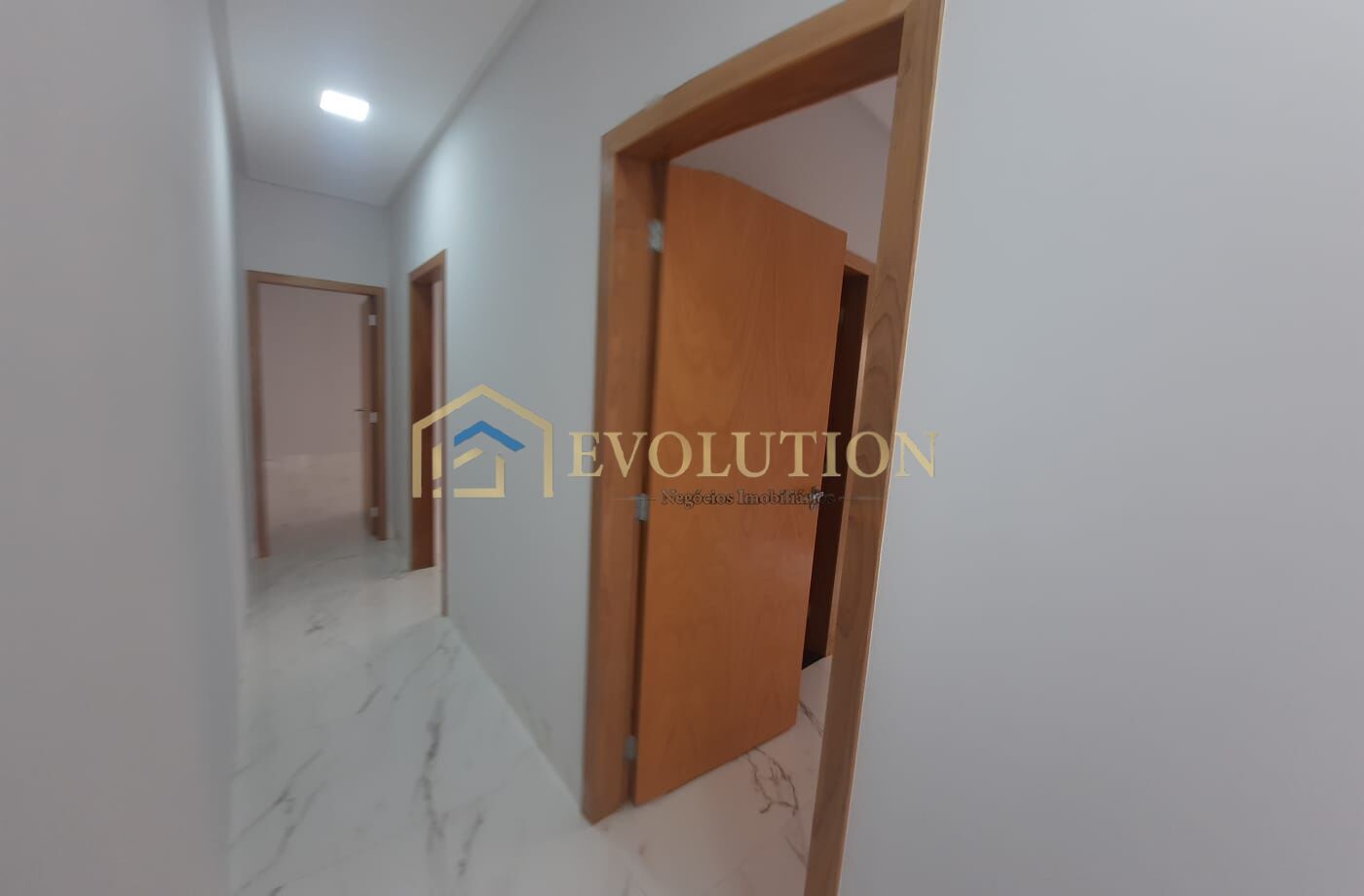 Casa à venda com 3 quartos, 132m² - Foto 14