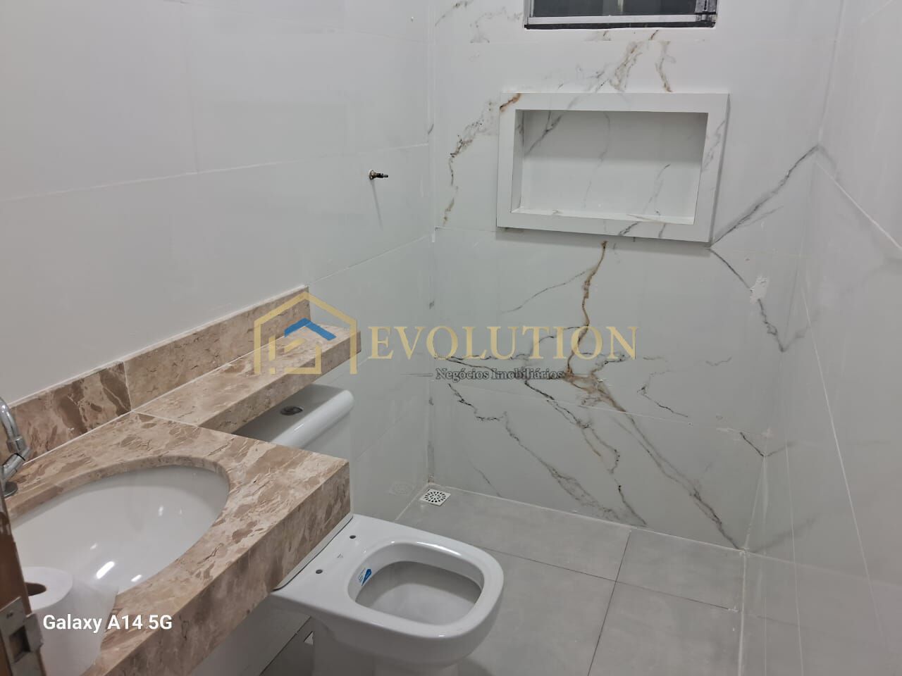Casa à venda com 3 quartos, 99m² - Foto 9
